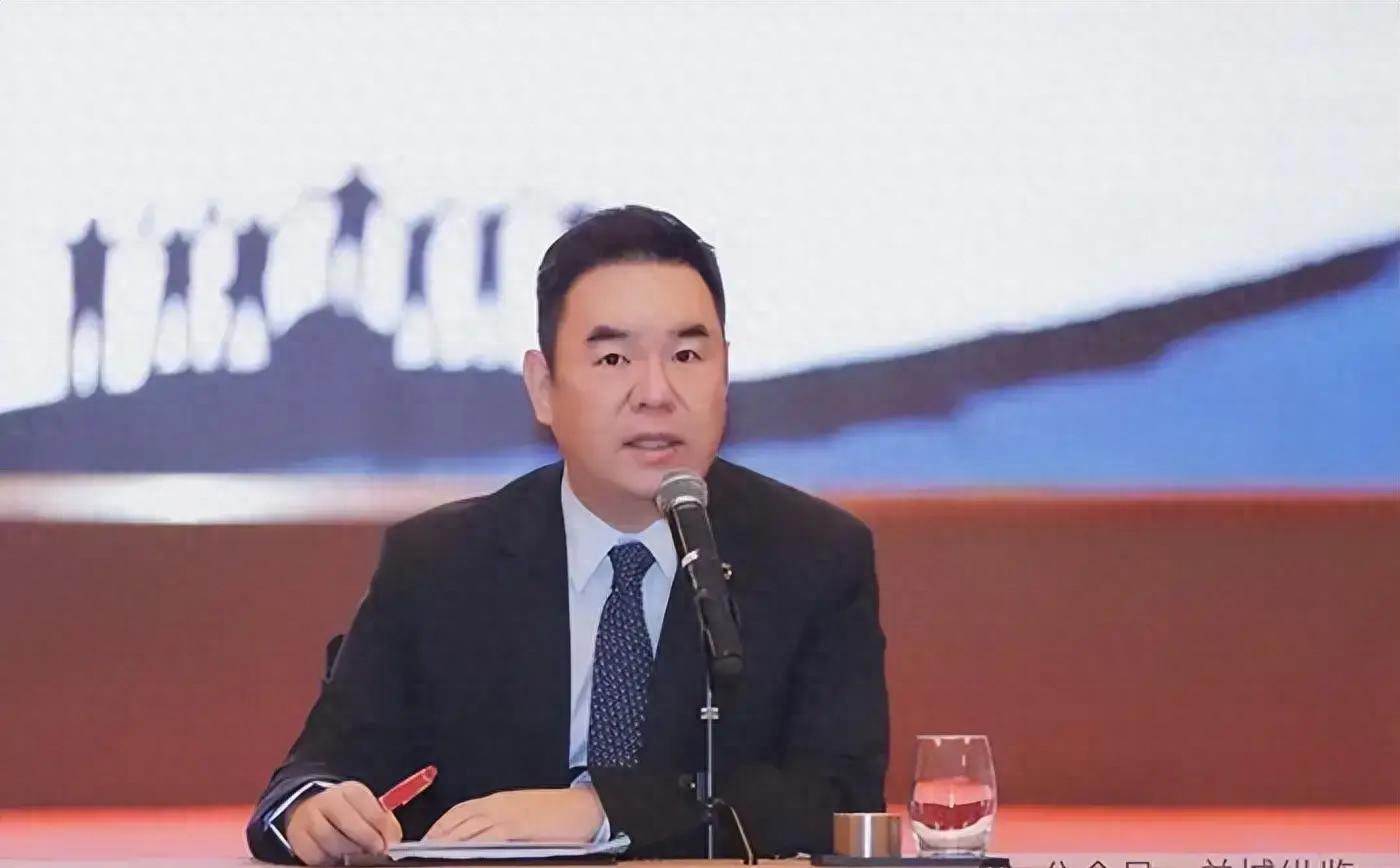 第二个许家印!又一首富栽了!世界500强竟是假的,千亿帝国清零